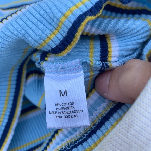 $2/20 Pacsun Basic Baby Blue Comfy T Shirt - Picture 3 of 3